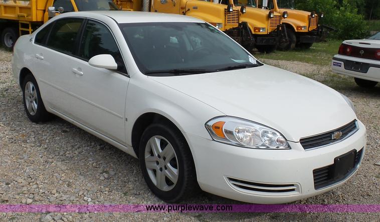 image for item K1744 2008 Chevrolet Impala LS