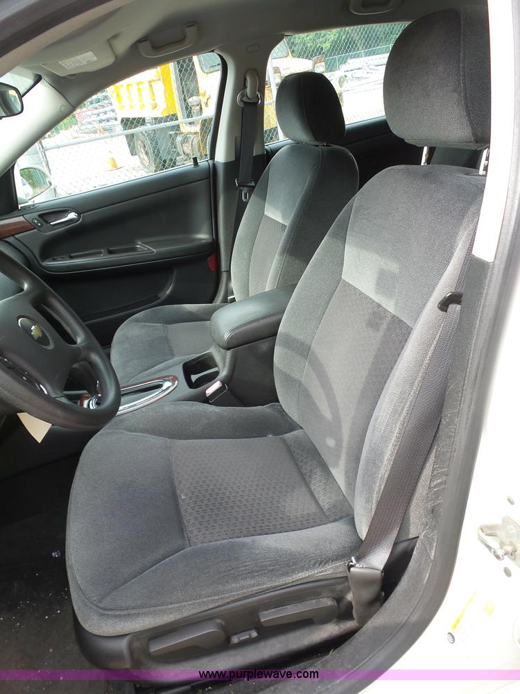 image for item K1744 2008 Chevrolet Impala LS