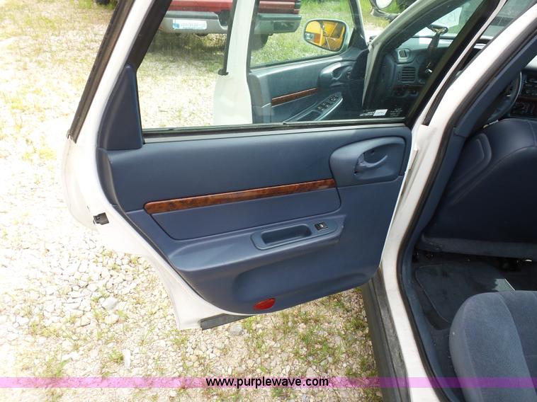 image for item K1745 2003 Chevrolet Impala