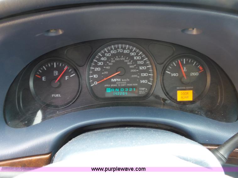 image for item K1745 2003 Chevrolet Impala