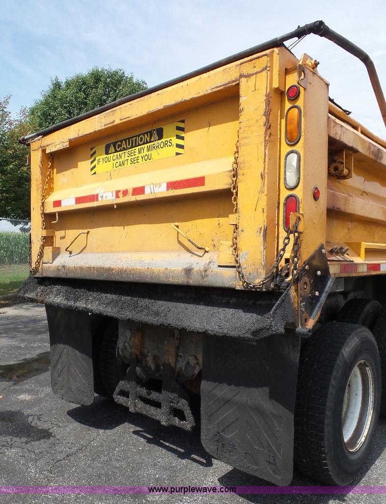 image for item K3487 2002 International F2554 dump truck