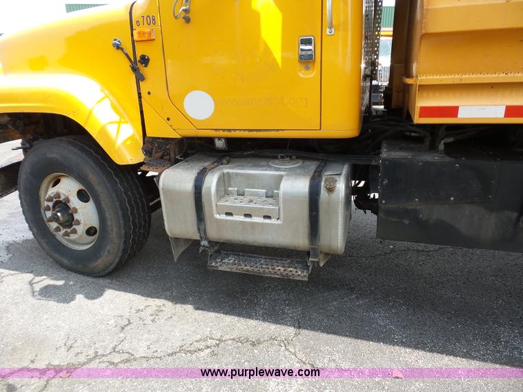 image for item K3487 2002 International F2554 dump truck