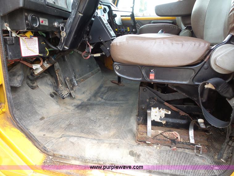 image for item K3487 2002 International F2554 dump truck