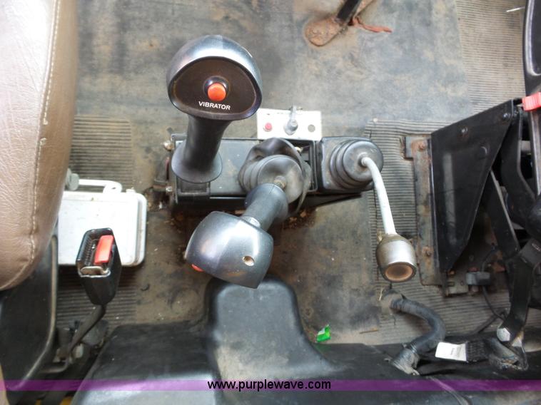 image for item K3487 2002 International F2554 dump truck