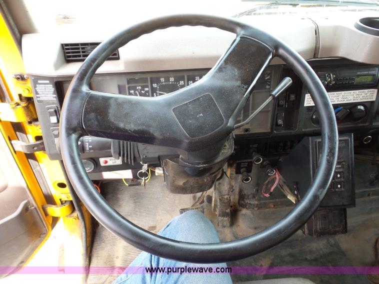 image for item K3487 2002 International F2554 dump truck