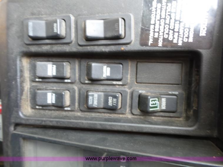 image for item K3487 2002 International F2554 dump truck