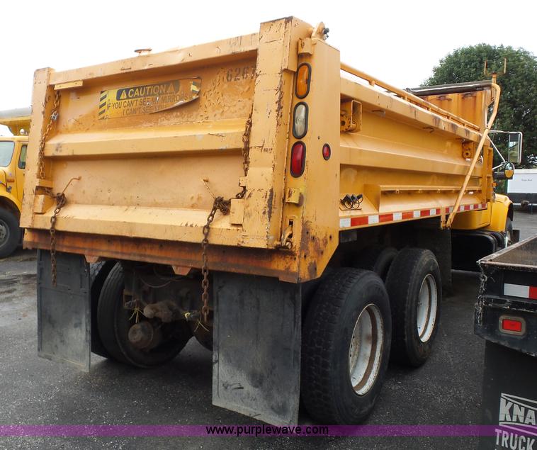 image for item K3489 2000 International 4900 dump truck
