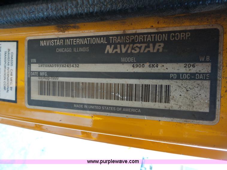 image for item K3489 2000 International 4900 dump truck