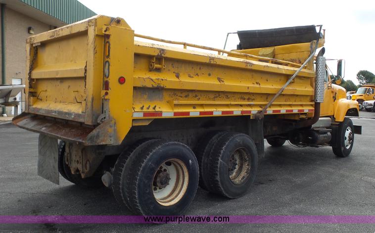 image for item K3490 2002 International F2554 dump truck