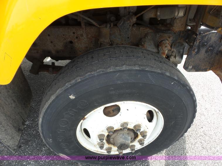 image for item K3490 2002 International F2554 dump truck