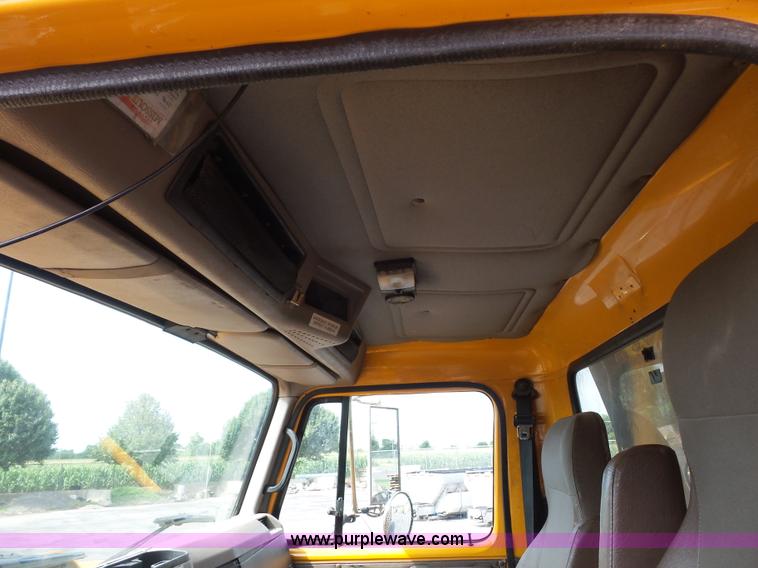 image for item K3490 2002 International F2554 dump truck