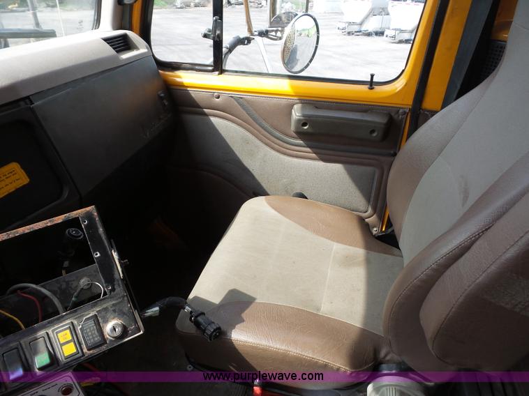 image for item K3490 2002 International F2554 dump truck