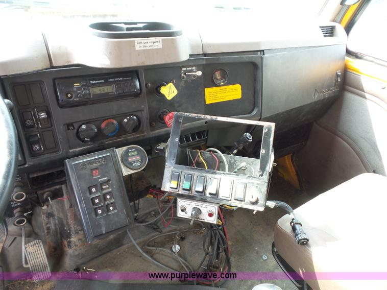 image for item K3490 2002 International F2554 dump truck