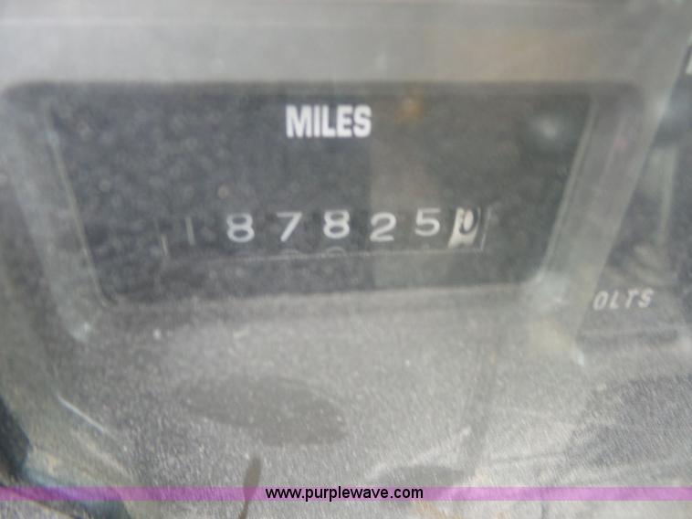 image for item K3490 2002 International F2554 dump truck