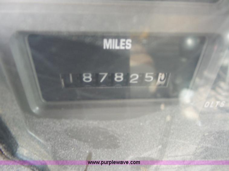 image for item K3490 2002 International F2554 dump truck