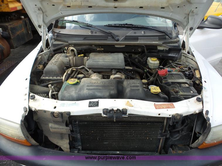 image for item K3493 2001 Dodge Dakota Quad Cab pickup truck