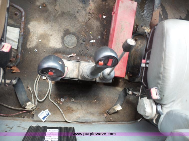 image for item K3494 2003 International 7400 dump truck