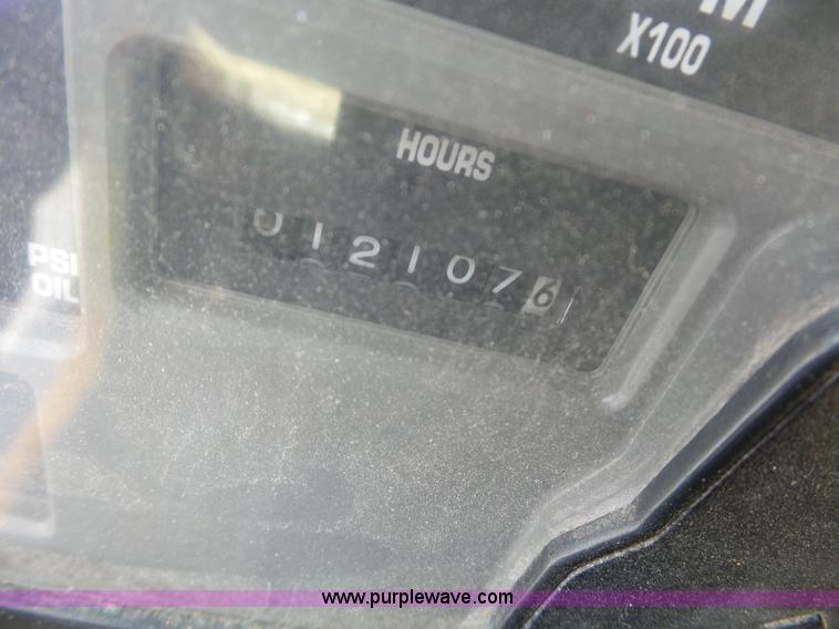 image for item K3495 1999 International 4900 dump truck