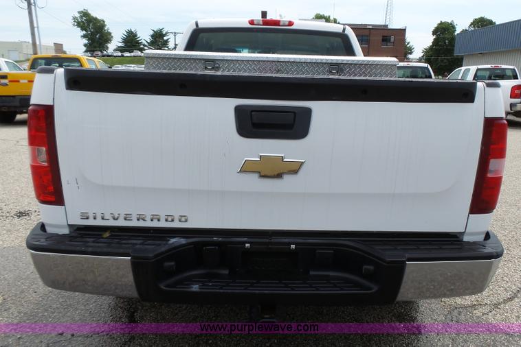 image for item K4625 2008 Chevrolet Silverado 1500 Ext. Cab pickup truck