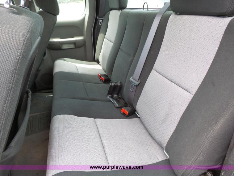 image for item K4625 2008 Chevrolet Silverado 1500 Ext. Cab pickup truck