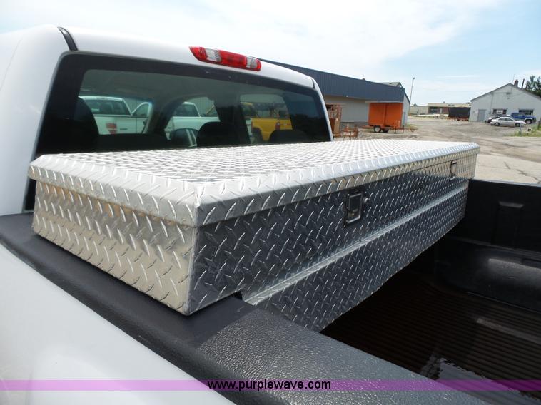 image for item K4625 2008 Chevrolet Silverado 1500 Ext. Cab pickup truck