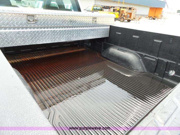 image for item K4625 2008 Chevrolet Silverado 1500 Ext. Cab pickup truck