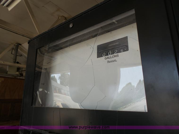 image for item K4638 Bennett fuel pump