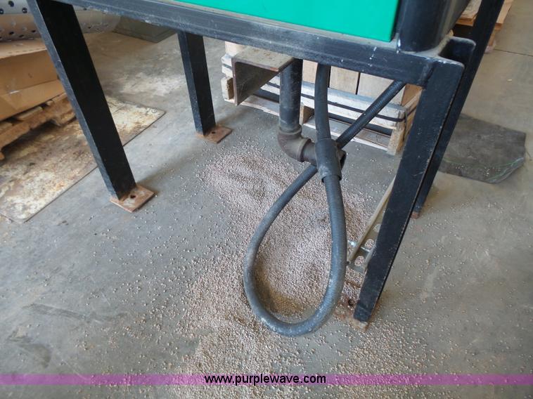 image for item K4638 Bennett fuel pump