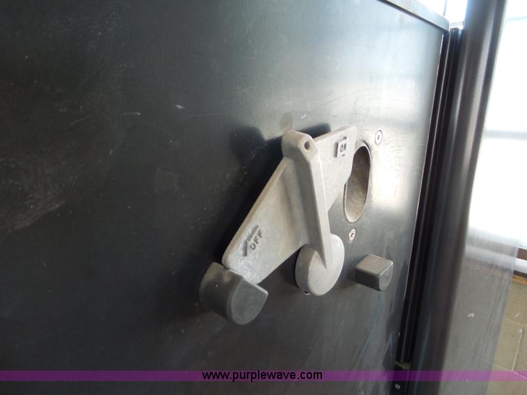 image for item K4640 Bennett fuel pump