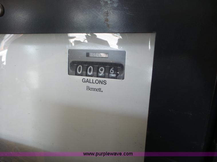 image for item K4640 Bennett fuel pump