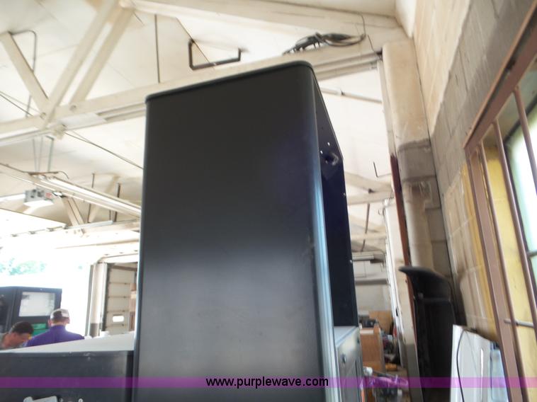 image for item K4641 Bennett fuel pump