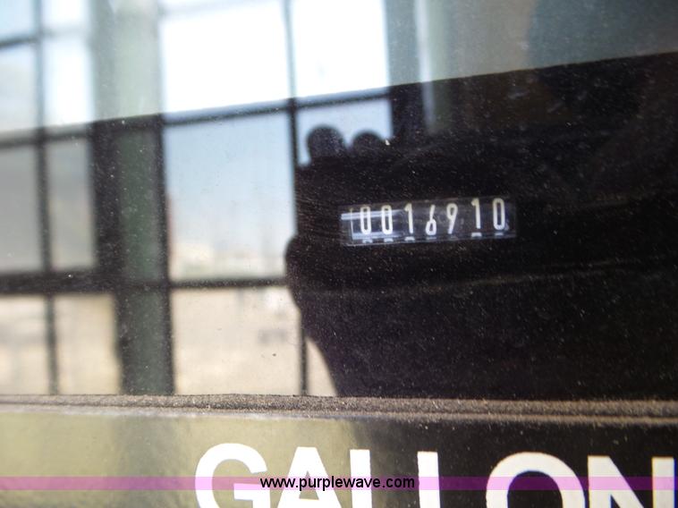 image for item K4641 Bennett fuel pump