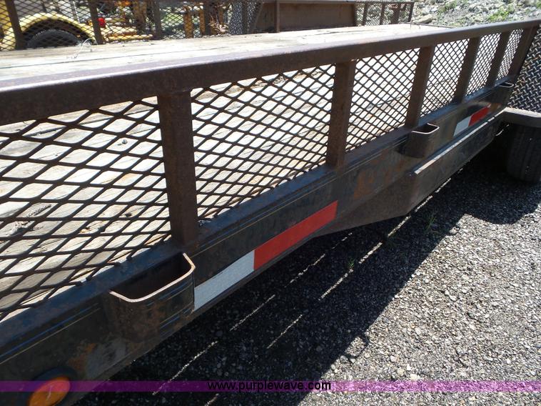 image for item K4654 1996 PJ utility trailer
