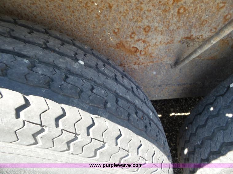 image for item K4654 1996 PJ utility trailer