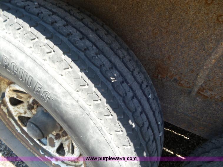 image for item K4654 1996 PJ utility trailer