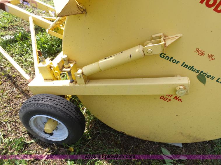 image for item K5362 Gator Getter 48x72 debris remover