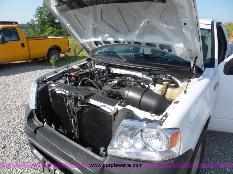 image for item L2860 2008 Ford F150 pickup truck