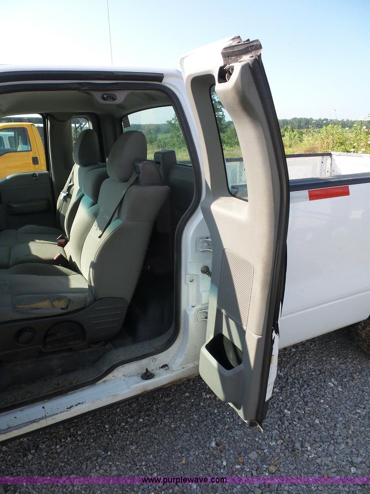 image for item L2860 2008 Ford F150 pickup truck