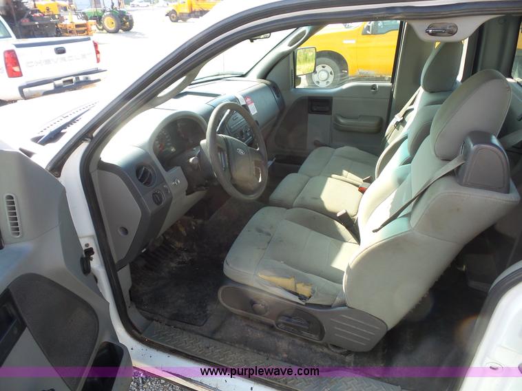 image for item L2860 2008 Ford F150 pickup truck