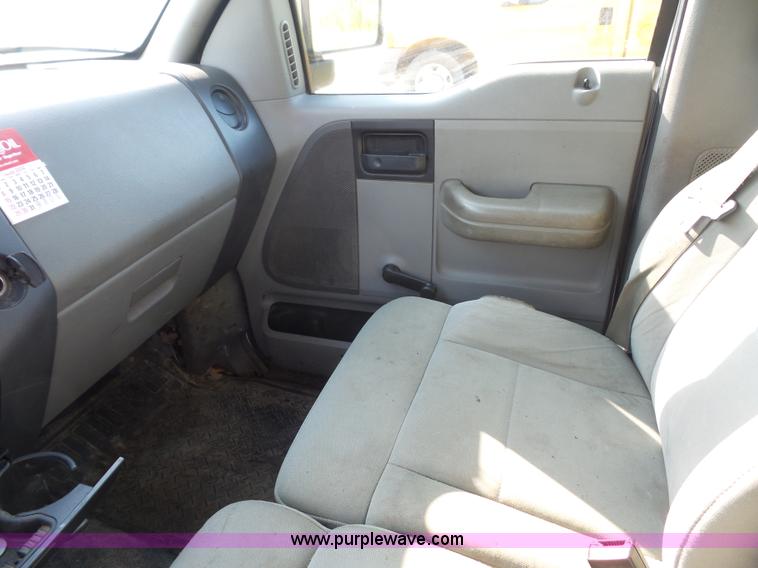 image for item L2860 2008 Ford F150 pickup truck