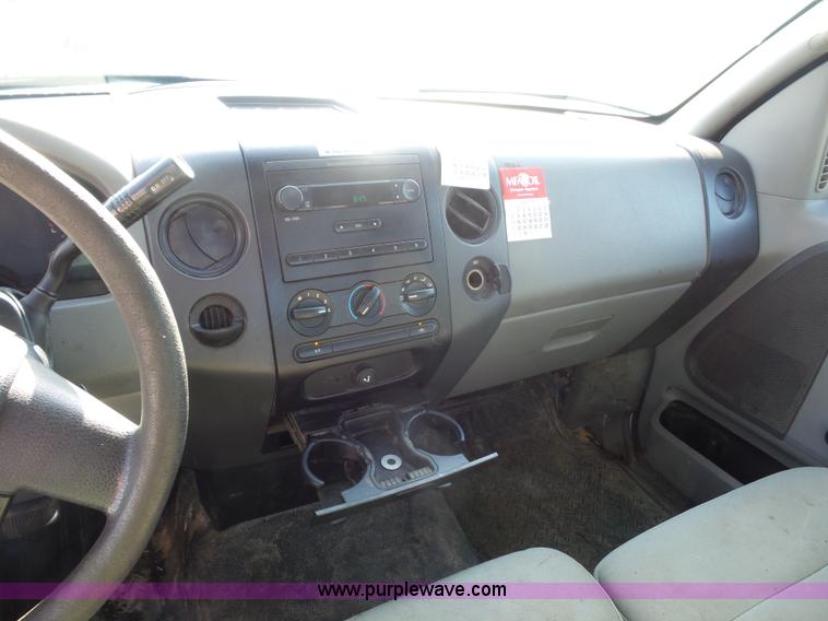 image for item L2860 2008 Ford F150 pickup truck