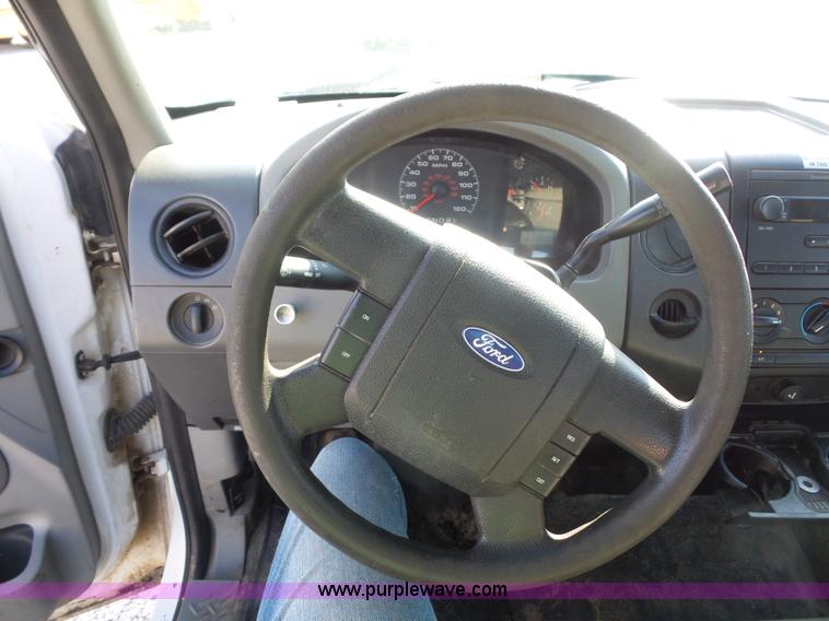 image for item L2860 2008 Ford F150 pickup truck