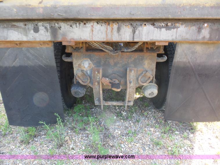 image for item L2867 2002 International F2554 dump truck