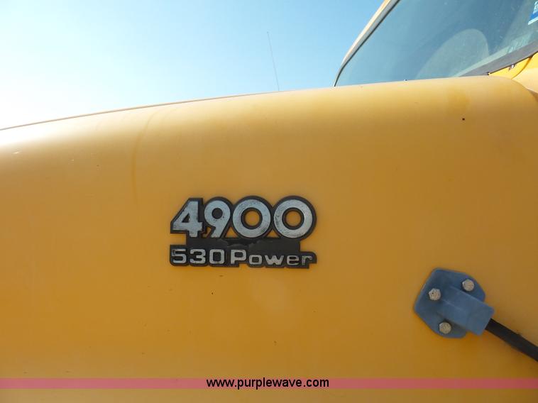 image for item L2868 1999 International 4900 dump truck