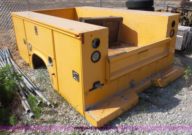 image for item L2869 Utility bed