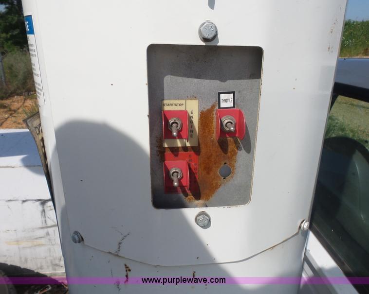 image for item L2870 2003 Ford F550 bucket truck