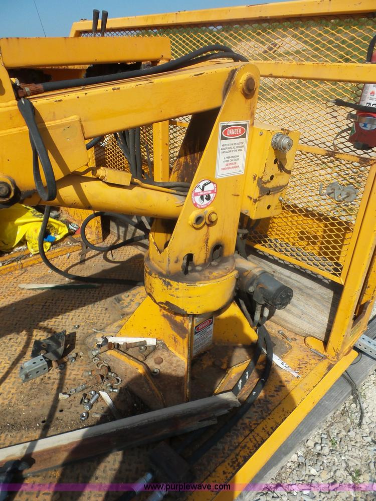 image for item L2871 Flatbed