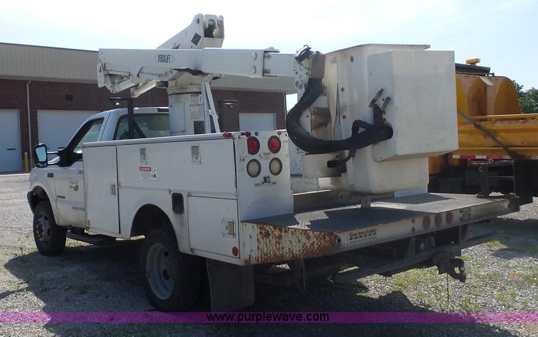 image for item L2872 2002 Ford F550 bucket truck