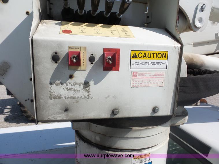 image for item L2872 2002 Ford F550 bucket truck