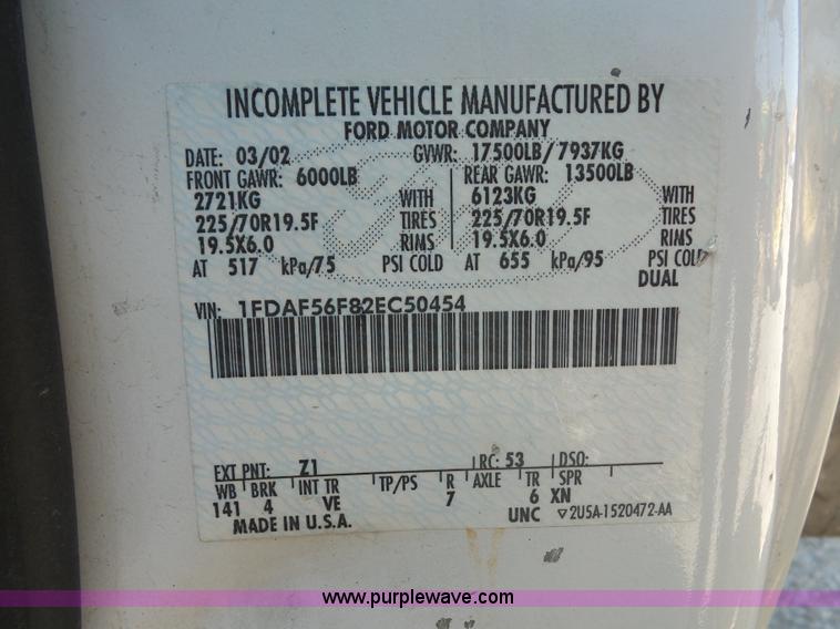 image for item L2872 2002 Ford F550 bucket truck